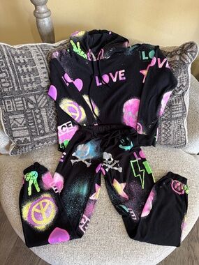 Chaser brand Sweatsuit